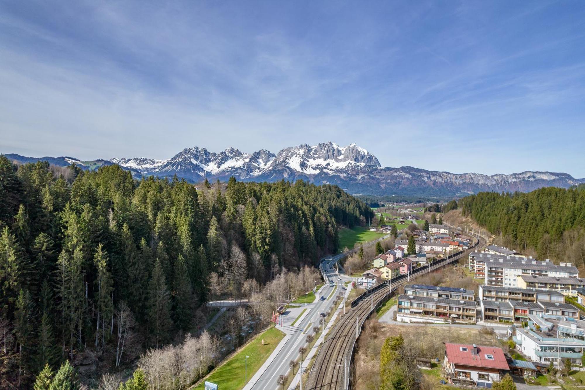 Na-Home Kitzbuehel Streif Dış mekan fotoğraf
